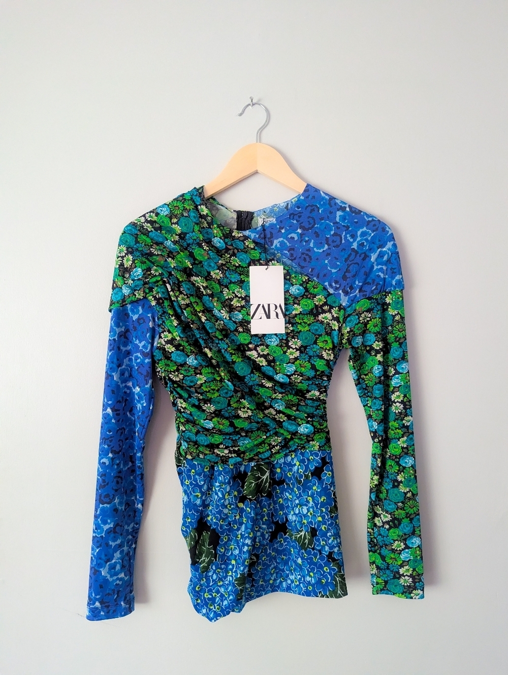 NWT Zara Layered Printed Floral Ruched Top